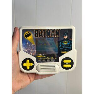 VTG 1988 Tiger Electronics Batman Handheld Game – Missing Battery Cover UNTESTED